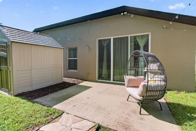 Building Photo - 1234 Hill Flower Dr