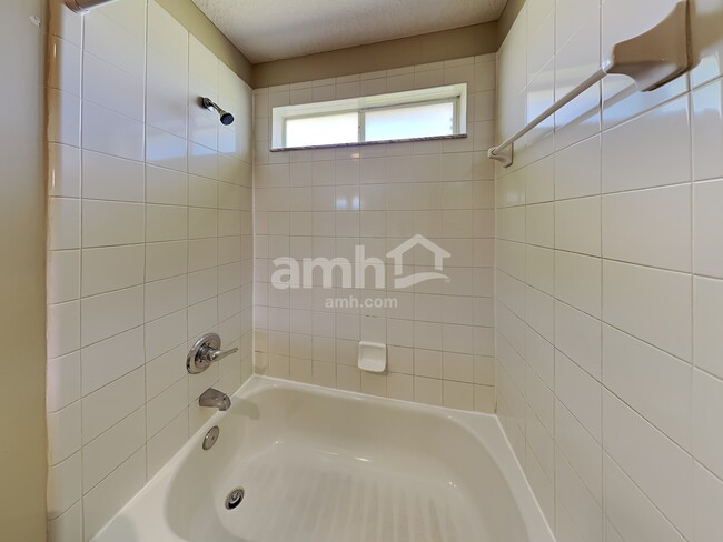 Building Photo - 7536 Plantation Bay Drive