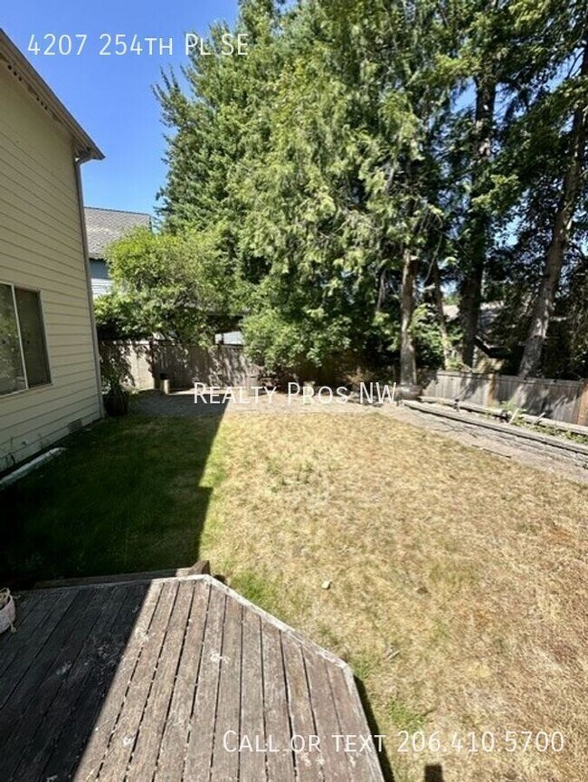 Building Photo - 4207 254th Pl SE