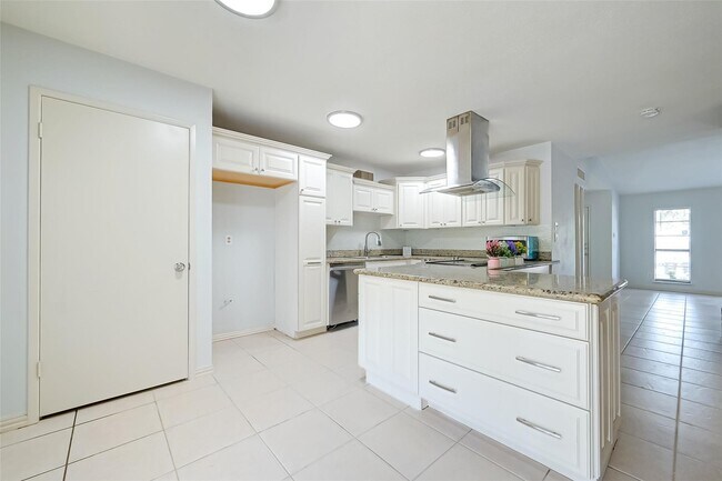 Building Photo - 17414 N Yorkglen Dr