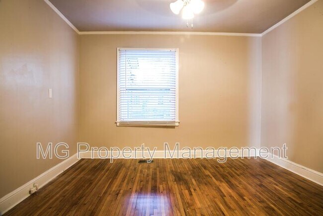 Building Photo - 2401 Greenland Ave