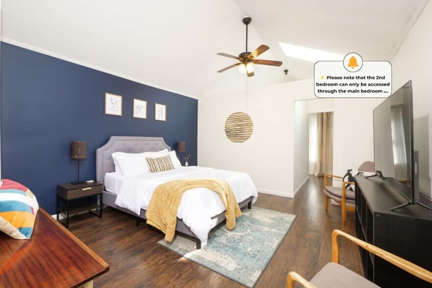 Building Photo - 2156 W 34th Pl