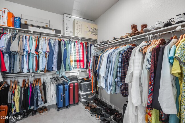 Building Photo - 3044 W Monte Way