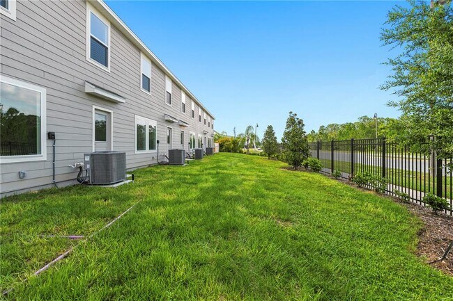 Building Photo - 1225 Orion St