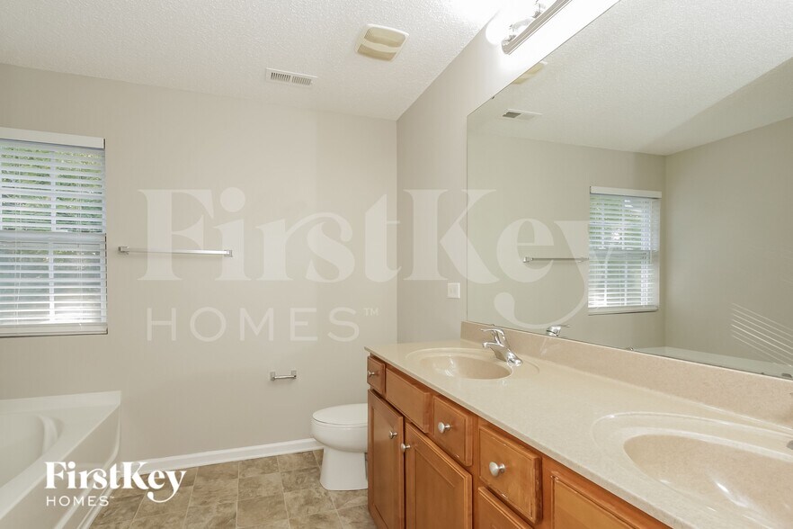 Building Photo - 3709 Tranquil Ct