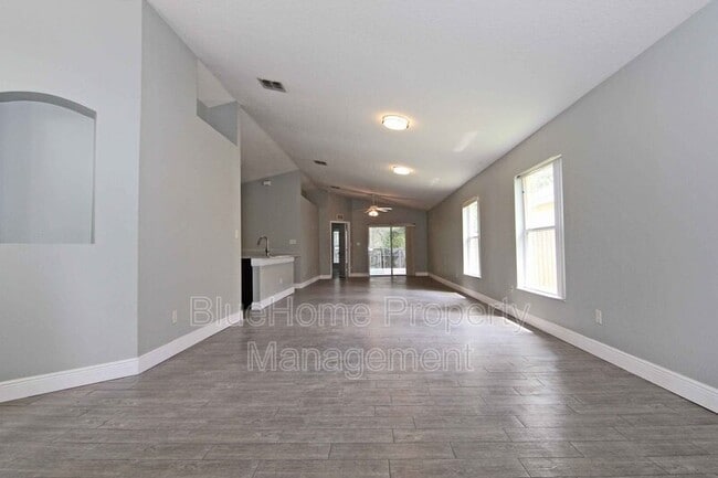 Building Photo - 2114 Ruche Ct