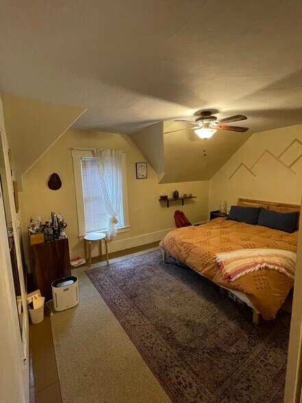 Building Photo - 17 Summer St