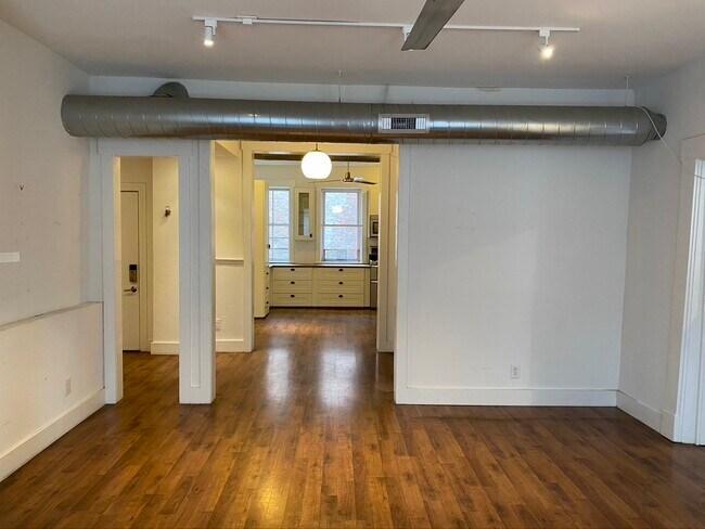 1400 Elm St - 1400 Elm St Cincinnati OH 45202 | Apartment Finder