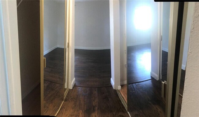 Building Photo - 4745 Escalante Dr