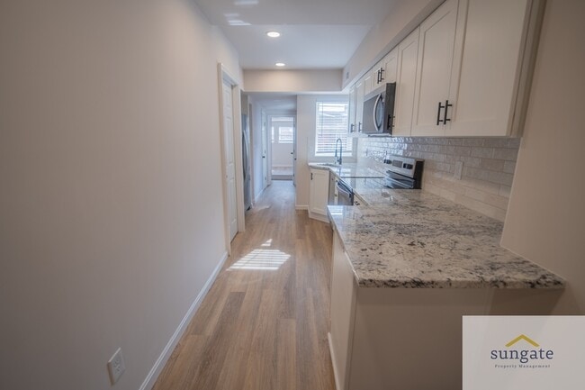 Building Photo - 1911 Eastern Ave