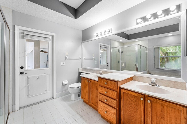 Building Photo - 14693 62nd Ct N