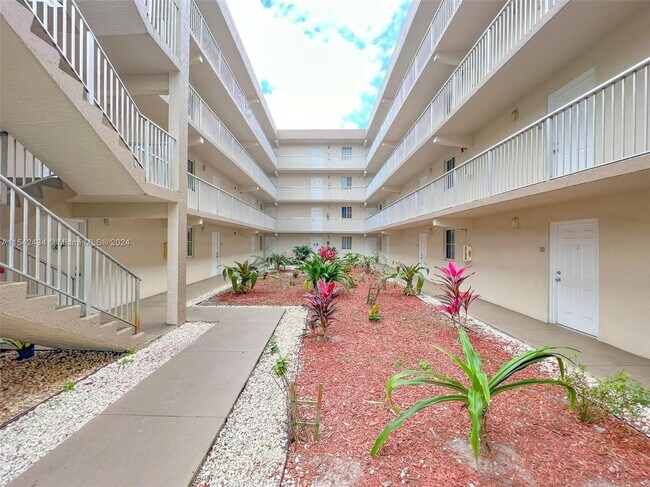 Building Photo - 6195 NW 186th St