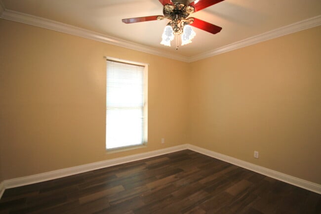 Building Photo - Waterfront Condo Living in East Hill with ...