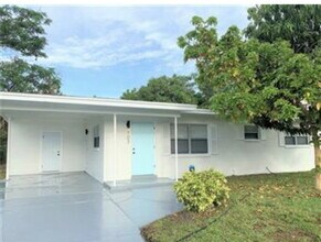 Building Photo - Adorable remodeled 3 bedroom 1 bath in Winter Haven