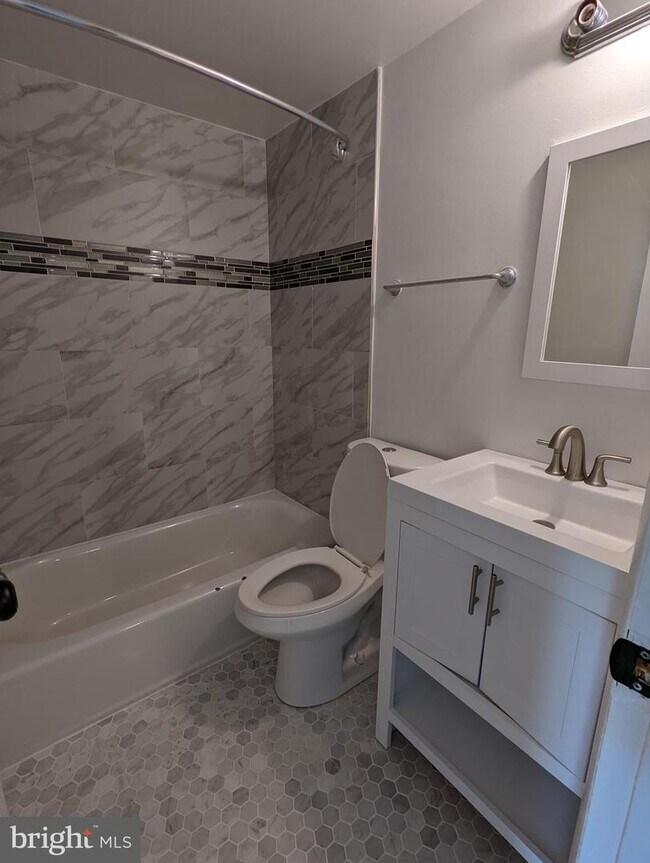 Building Photo - 7228 Donnell Pl