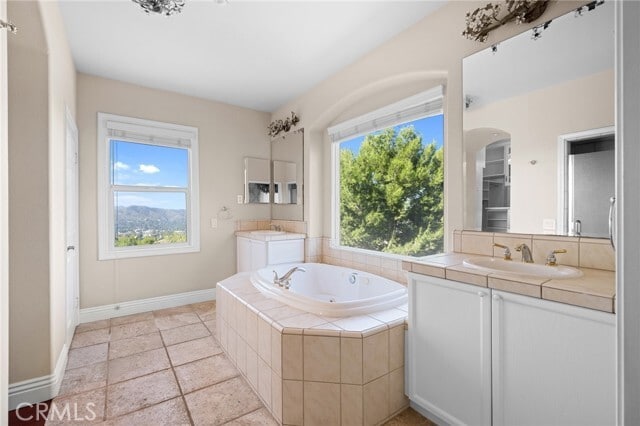 Building Photo - 7370 W Chantilly Ct