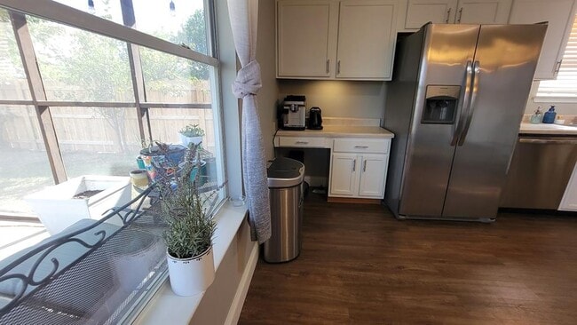 Building Photo - 15029 Valerian Tea Dr