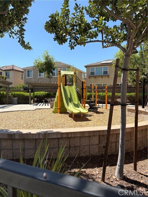 Building Photo - 28434 Sunflower St