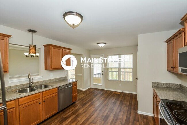 Building Photo - 4005 New London Ct
