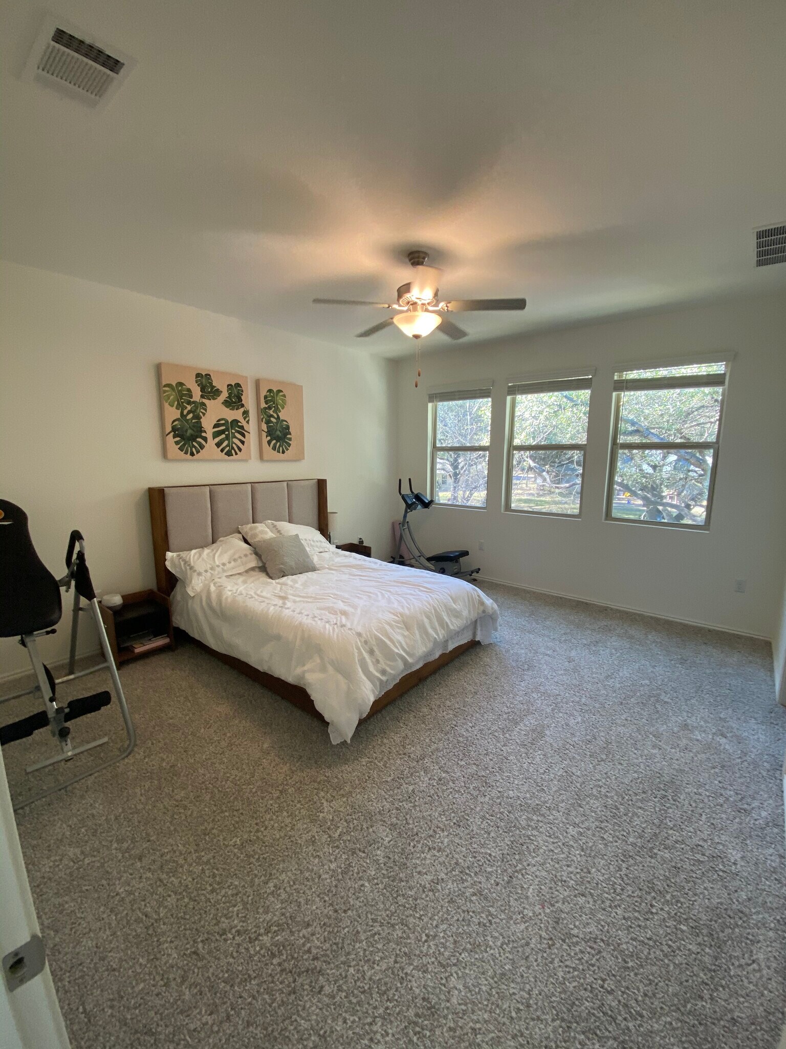 Building Photo - 10406 Bramble Berry Dr