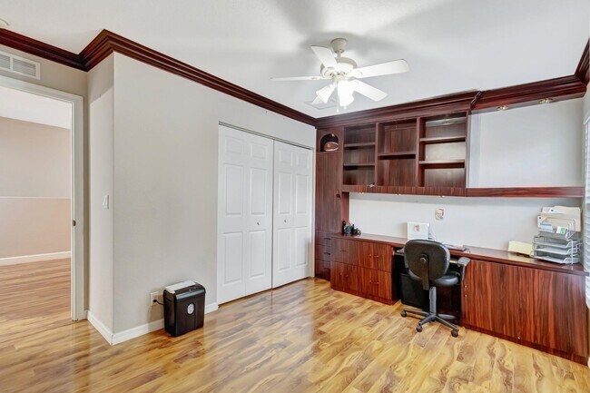 Building Photo - 6788 Hendry Dr
