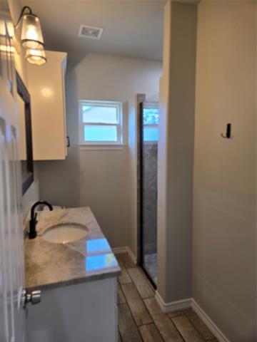 Building Photo - 3704 Canyon Rd