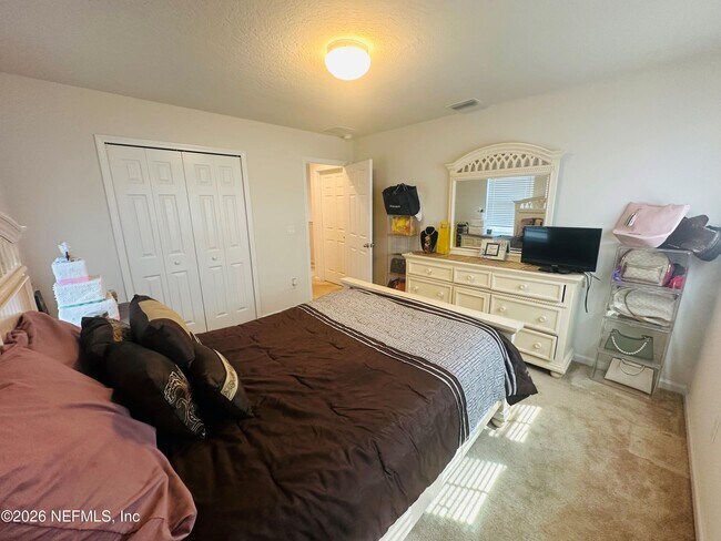 Building Photo - 12573 Grn Mdw Dr