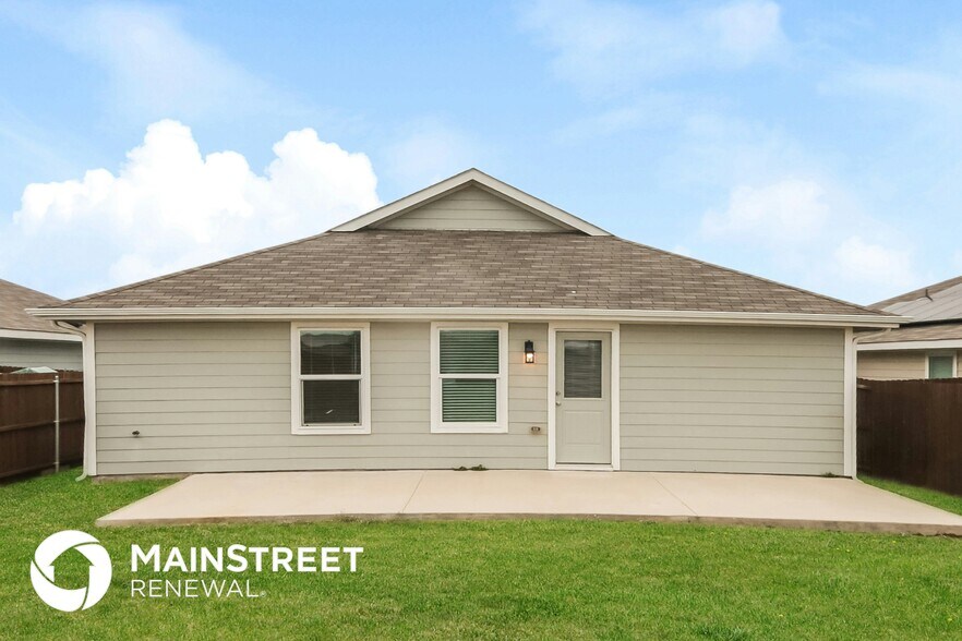 Building Photo - 5213 Longshadow Dr