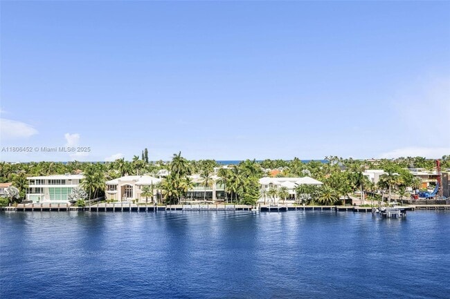 Primary Photo - 20515 E Country Club Dr