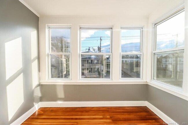 Building Photo - 78-80-80 Cherry St