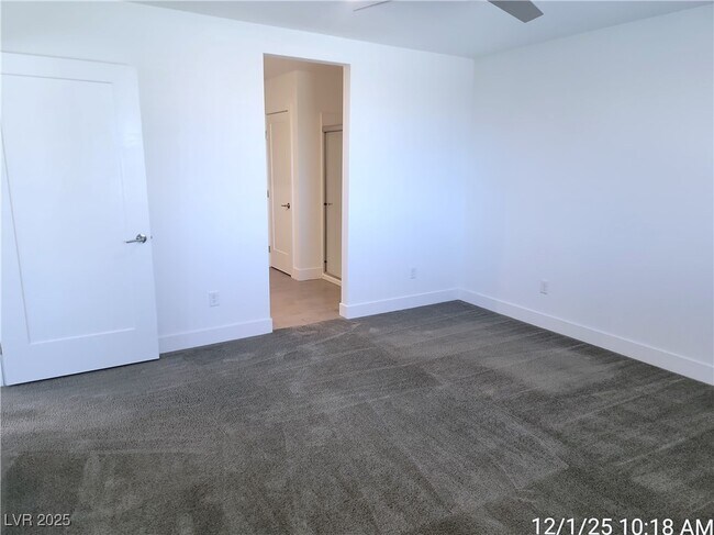 Building Photo - 3210 Centano Ave