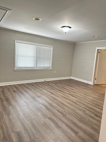 Building Photo - 8913 Sauls Rd