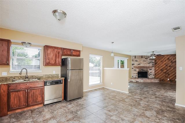Building Photo - 4210 Maple Springs Dr