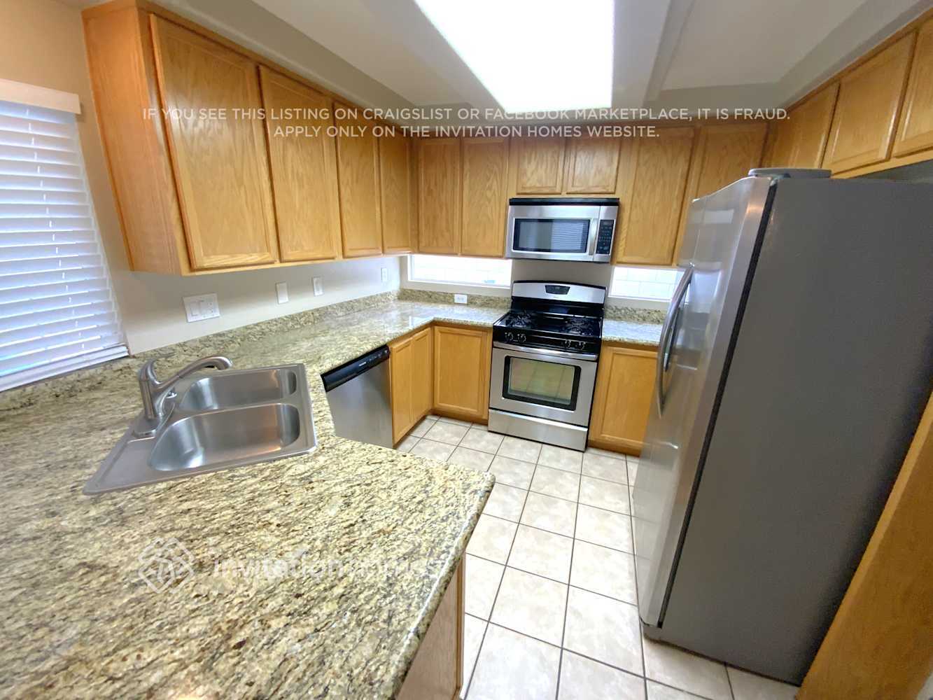 Building Photo - 10220 Crepe Myrtle Ct