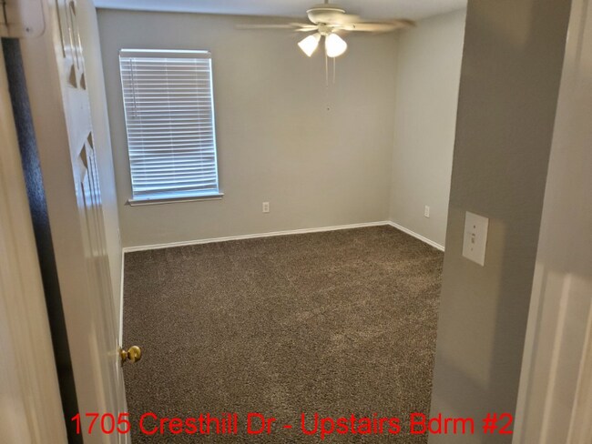 Building Photo - 1705 Cresthill Dr