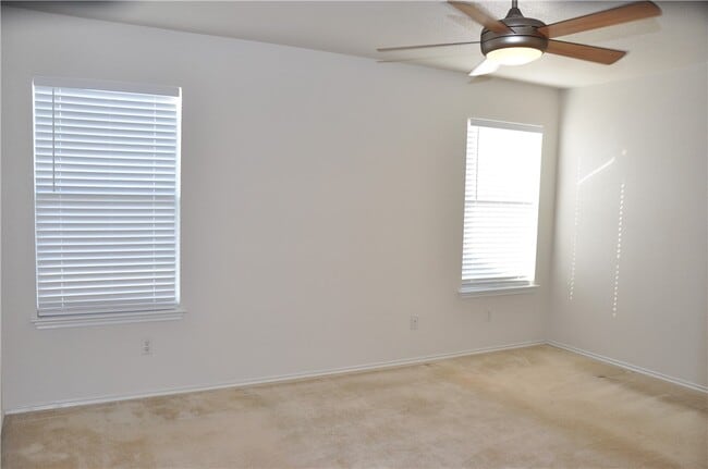 Building Photo - 127 Anderson St