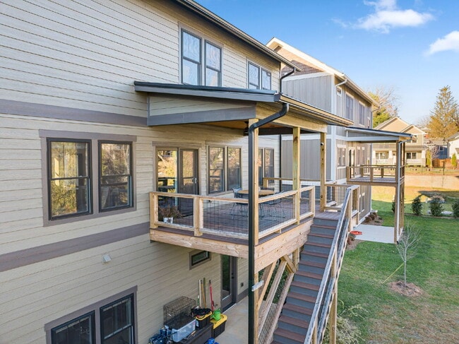 Building Photo - Fully Furnished | Asheville Area