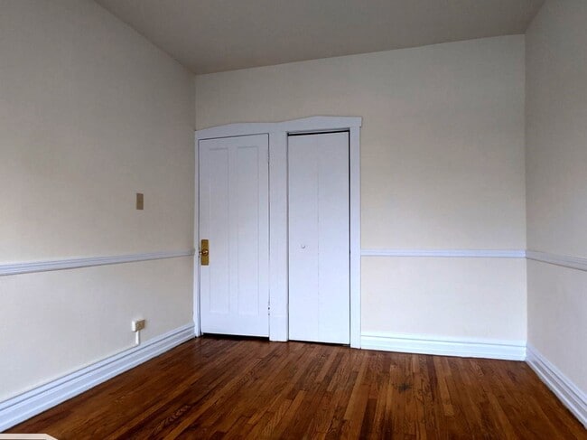 Building Photo - 1530 N Kedzie Ave