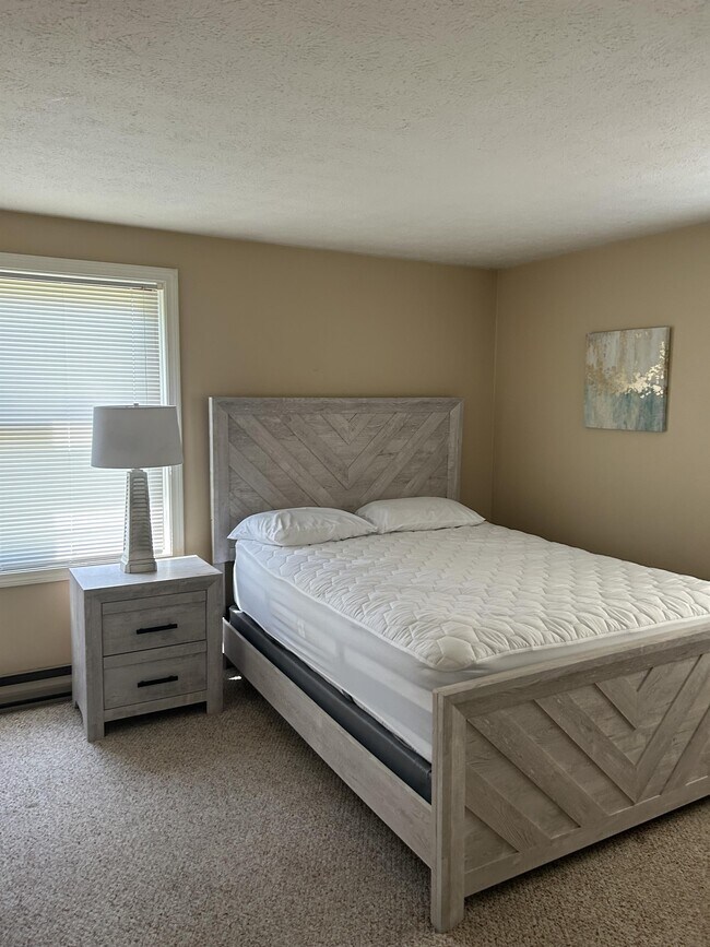 Building Photo - 34 Ocean Park Rd