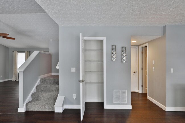 Building Photo - 7785 Worley Dr