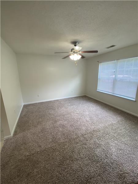 Building Photo - 417 Shadowbrook Cir