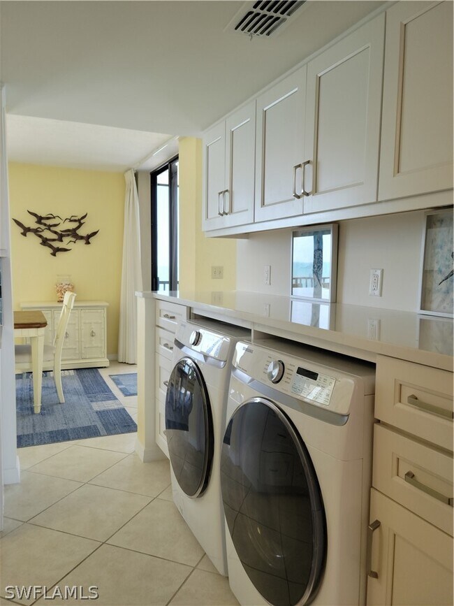 Building Photo - 10475 Gulf Shore Dr