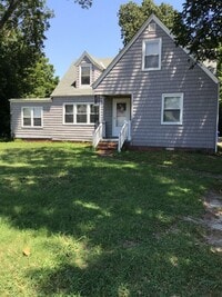 Building Photo - 1550 E Bayview Blvd