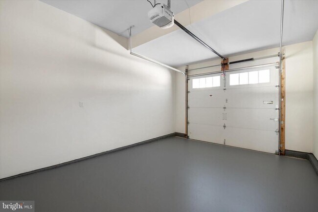 Building Photo - 204 Bar Harbor Rd