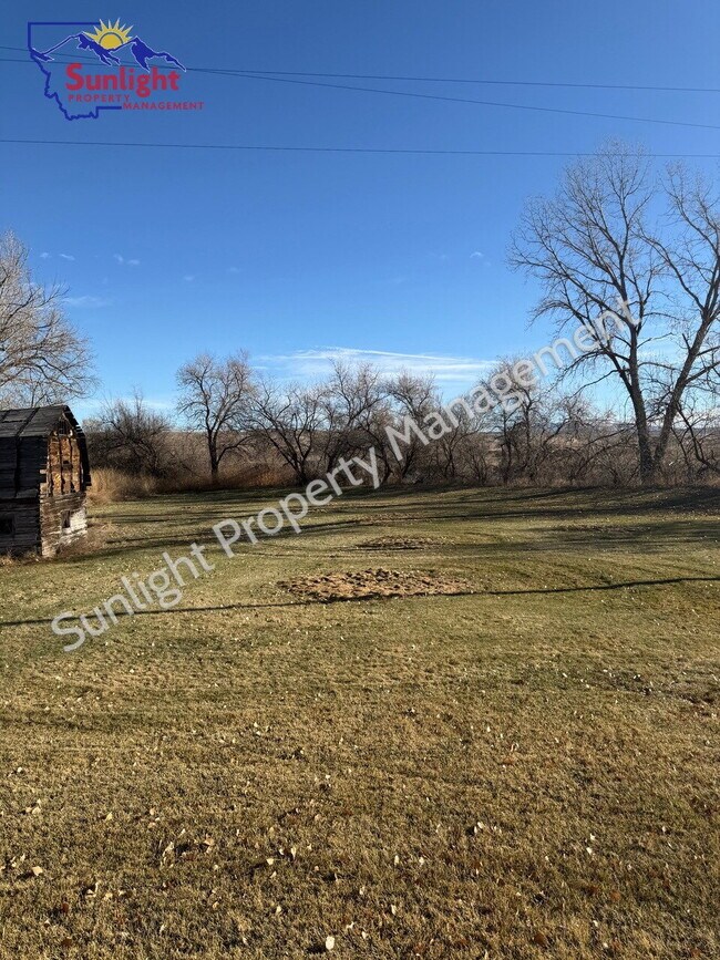 Building Photo - 3 Bed 2 Bath Property in Bridger Montana