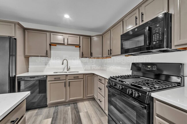 Building Photo - 4715 Marcel Ave Ave