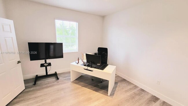 Building Photo - 17070 SW 91st St