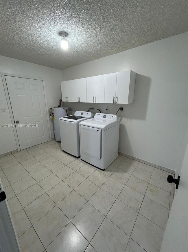 Building Photo - 15710 SW 304th St