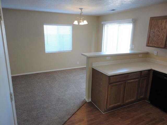 Building Photo - 4712 Whippet Court NE