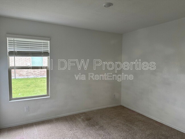 Building Photo - 1638 Woodbrook Dr